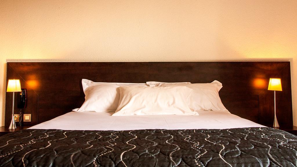 Hotel Les Amandiers Tournon-sur-Rhone Dış mekan fotoğraf