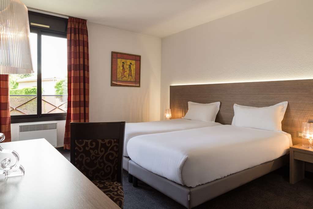 Hotel Les Amandiers Tournon-sur-Rhone Oda fotoğraf